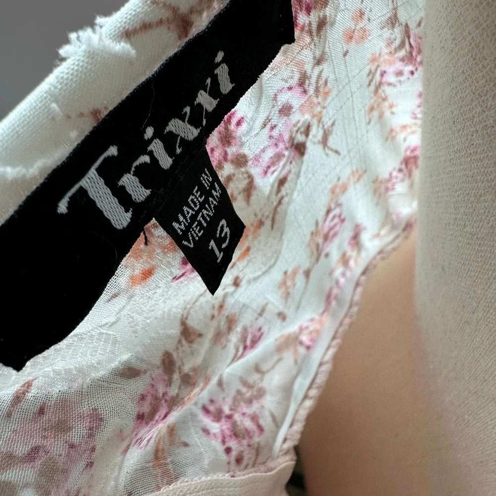 Trixxi Floral Juniors Mini Dress - Picture 8 of 9